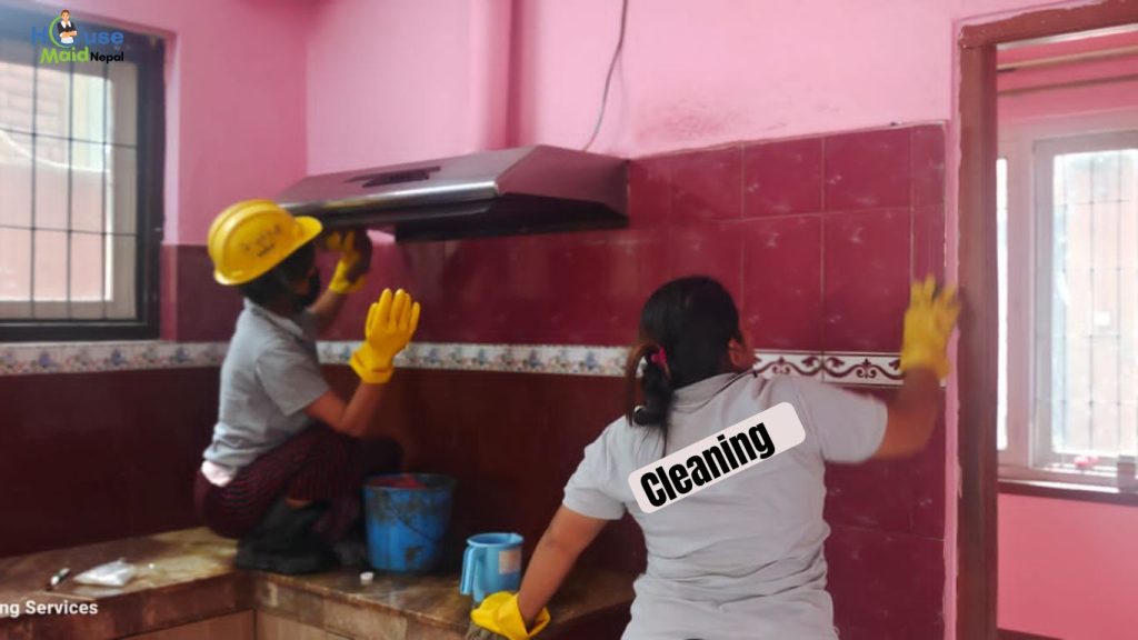 cleaning kitchen chimney